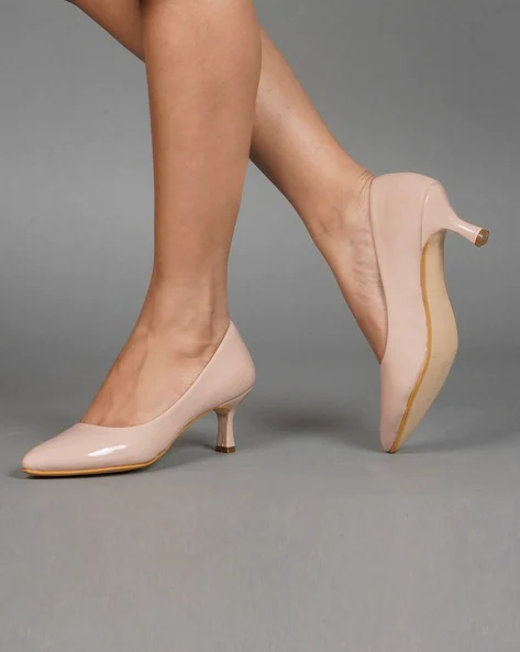 Women's footwear